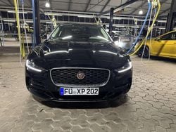Schwarz Gebraucht 2020 Jaguar XE SE Limousine | 24.000 € (Fairer Preis)