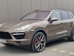 Braun Gebraucht 2012 Porsche Cayenne Turbo SUV | 25.700 € (Fairer Preis)
