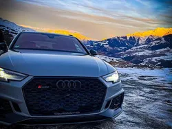 Grau Gebraucht 2019 Audi RS4 Ambiente Kombi | 44.990 €