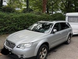 Silber Gebraucht 2007 Subaru Outback SUV | 2.838 € (Superpreis)