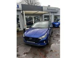 Blau (metallic) Gebraucht 2021 Hyundai i20 Intro Edition Kleinwagen | 14.990 € (Guter Preis)