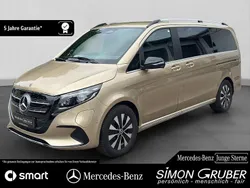 Gold Gebraucht 2024 Mercedes EQV300 Avantgarde Van / Kleinbus | 58.500 €