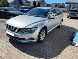 Silber Gebraucht 2016 VW Passat Comfortline Kombi | 9.900 € (Superpreis)
