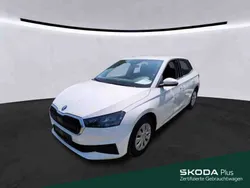 Candyweiss Gebraucht 2022 Skoda Fabia Active Limousine | 13.530 € (Fairer Preis)