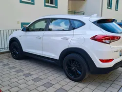 Weiß Gebraucht 2018 Hyundai Tucson SUV | 15.000 € (Guter Preis)