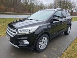 Schwarz Gebraucht 2017 Ford Kuga Business Edition SUV | 12.800 € (Guter Preis)