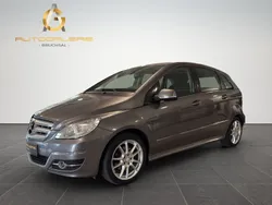 Grau Gebraucht 2009 Mercedes B200 Van / Kleinbus | 11.499 €
