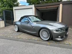 Grau Gebraucht 2005 BMW Z4 Cabrio | 15.500 € (Teuer)