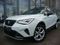 Weiß Gebraucht 2024 Seat Arona FR SUV | 22.950 € (Fairer Preis)