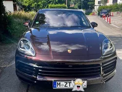 Braun Gebraucht 2018 Porsche Cayenne SUV | 46.900 € (Fairer Preis)