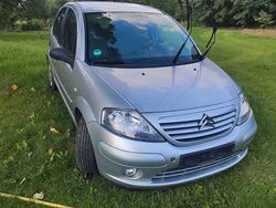 Grau Gebraucht 2005 Citroën C3 Limousine | 1.800 € (Fairer Preis)