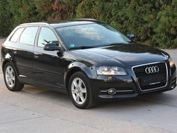 Schwarz Gebraucht 2012 Audi A3 Sportback Attraction Kleinwagen | 3.900 € (Superpreis)
