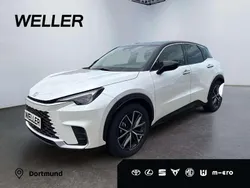 Weiss Neu 2025 Lexus LBX SUV | 35.490 € (Fairer Preis)