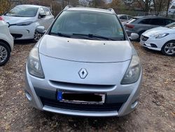 Silber Gebraucht 2011 Renault Clio II Limousine | 2.400 € (Fairer Preis)