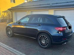 Blau Gebraucht 2019 Mercedes GLC250 SUV | 30.899 €