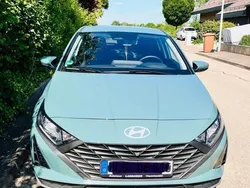Grün Gebraucht 2024 Hyundai i20 Select Kleinwagen | 15.400 € (Fairer Preis)