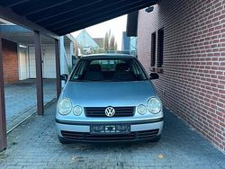 Silber Gebraucht 2003 VW Polo Kleinwagen | 1.390 € (Fairer Preis)