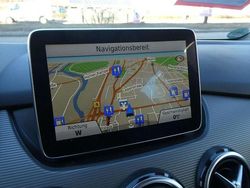 Braun Gebraucht 2017 Mercedes B180 Van / Kleinbus | 16.850 € (Fairer Preis)