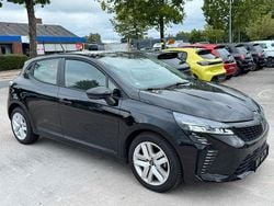 Schwarz Gebraucht 2024 Renault Clio V Evolution Kleinwagen | 16.490 € (Guter Preis)