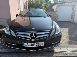 Schwarz Gebraucht 2011 Mercedes E200 Coupé | 13.450 € (Fairer Preis)