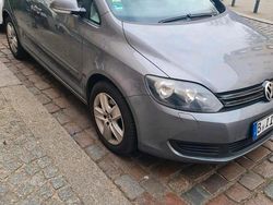 Grau Gebraucht 2010 VW Golf VI Kleinwagen | 2.650 € (Superpreis)