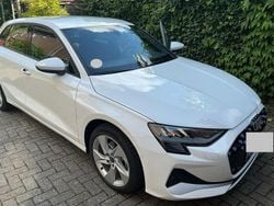 Weiß Gebraucht 2024 Audi A3 Sportback Advanced Plus Limousine | 27.000 € (Superpreis)