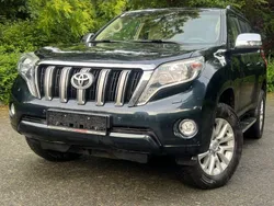 Grau Gebraucht 2014 Toyota Land Cruiser Executive SUV | 26.900 € (Fairer Preis)