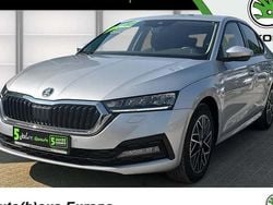 Brillantsilber metallic Gebraucht 2022 Skoda Octavia Clever Limousine | 18.990 € (Superpreis)