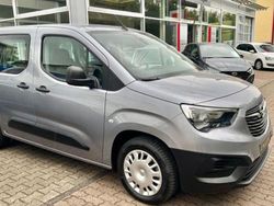 Grau Gebraucht 2022 Opel Combo Van / Kleinbus | 15.700 € (Guter Preis)