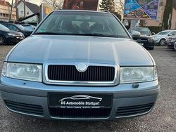 Grau Gebraucht 2002 Skoda Octavia Kombi | 699 € (Guter Preis)