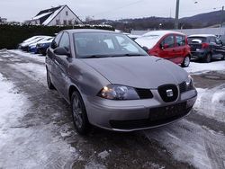 Grau Gebraucht 2004 Seat Ibiza Limousine | 1.950 € (Fairer Preis)