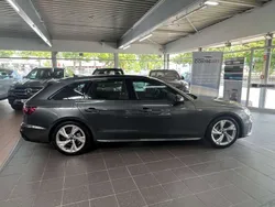 Daytonagrau Gebraucht 2024 Audi A4 S-Line Kombi | 35.999 € (Guter Preis)