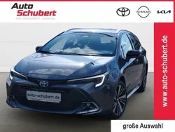 Schwarz Neu 2025 Toyota Corolla Kombi | 42.120 €