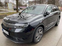 Karbonschwarz Gebraucht 2024 Opel Grandland X SUV | 34.990 € (Etwas zu teuer)