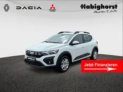 Weiß Gebraucht 2024 Dacia Sandero Expression Kleinwagen | 15.800 € (Guter Preis)