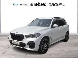 Mineralweiß Gebraucht 2022 BMW X5 M SUV | 64.890 € (Fairer Preis)