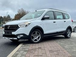 Weiß Gebraucht 2020 Dacia Lodgy Stepway Van / Kleinbus | 14.500 € (Fairer Preis)