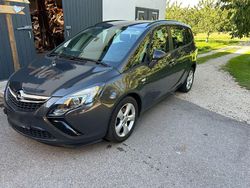 Grau Gebraucht 2013 Opel Zafira Tourer Active Van / Kleinbus | 7.500 € (Fairer Preis)