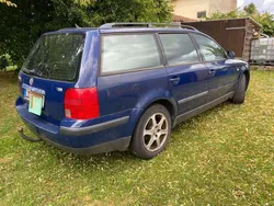 Blau Gebraucht 2000 VW Passat Limousine | 1.199 €