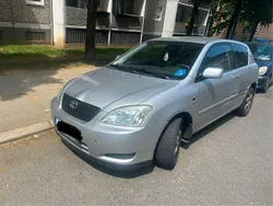 Silber Gebraucht 2004 Toyota Corolla Limousine | 2.800 € (Fairer Preis)