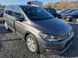 Grau Gebraucht 2020 VW Touran Highline Van / Kleinbus | 18.880 € (Superpreis)
