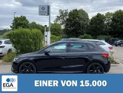 Schwarz metallic Gebraucht 2023 Seat Ibiza FR-Line | 24.260 € (Fairer Preis)