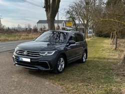 Grau Gebraucht 2022 VW Tiguan R-line SUV | 42.850 € (Teuer)