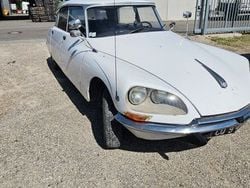 Weiß Gebraucht 1972 Citroën DS Limousine | 20.000 €