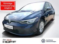 Blau Gebraucht 2021 VW Golf VIII Life Limousine | 17.475 € (Fairer Preis)