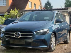 Blau Gebraucht 2019 Mercedes B180 Van / Kleinbus | 19.900 € (Guter Preis)