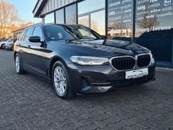 Grau Gebraucht 2022 BMW 520 Limousine | 26.790 € (Superpreis)