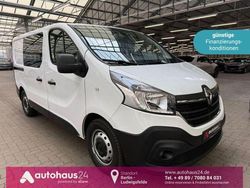 Weiß Gebraucht 2021 Renault Trafic Komfort Van / Kleinbus | 16.990 € (Fairer Preis)