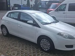 Weiß Gebraucht 2011 Fiat Bravo Active Kleinwagen | 3.000 € (Fairer Preis)