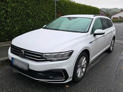 Weiß Gebraucht 2021 VW Passat GTE Kombi | 22.990 €